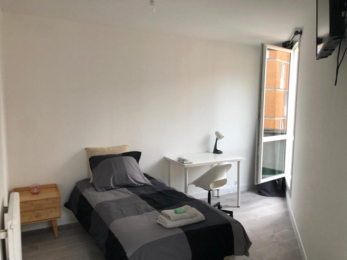 Evry Time Bed & Breakfast Courcouronnes Eksteriør bilde